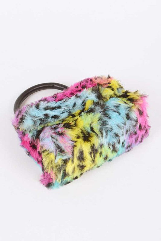 “Can’t Be Tamed” Swing Bag
