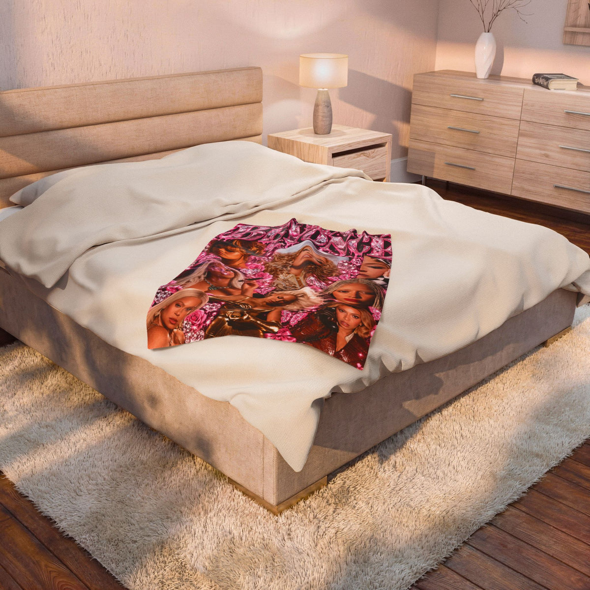 “Beyoncé” Pink Velveteen Plush Blanket