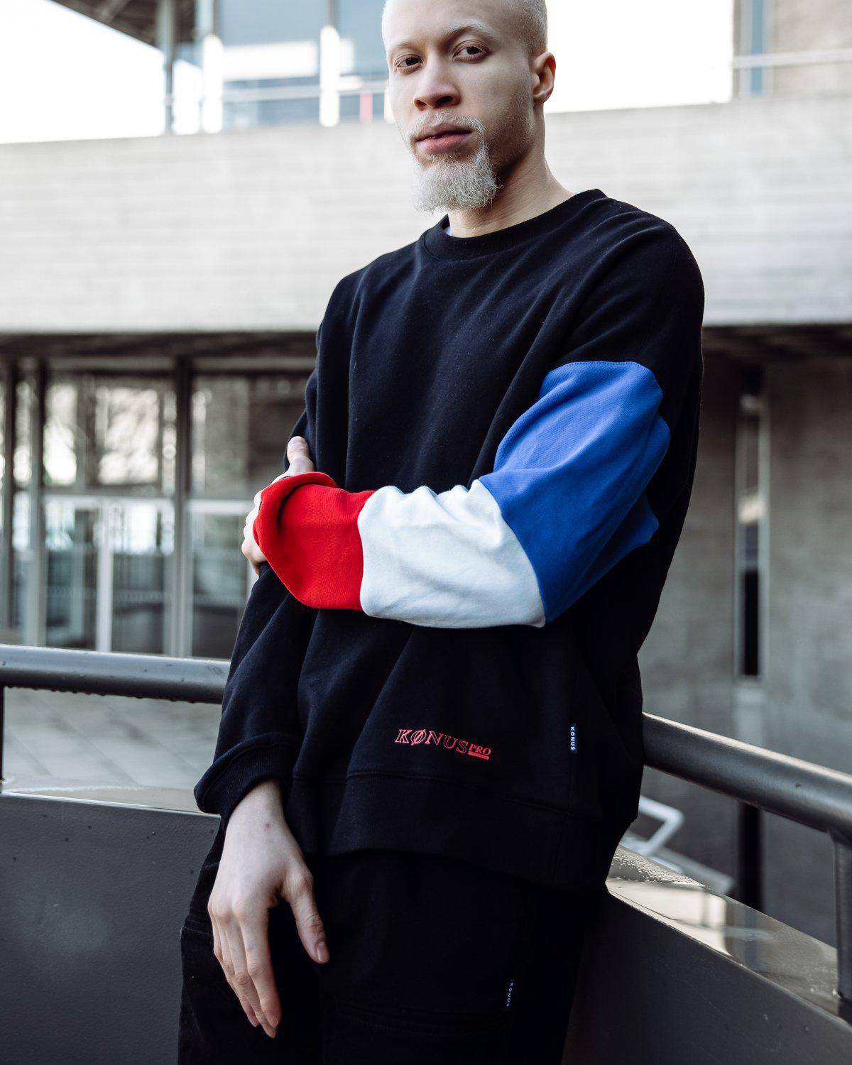 Konus Men's Color Blocked Sweatshirt in Black