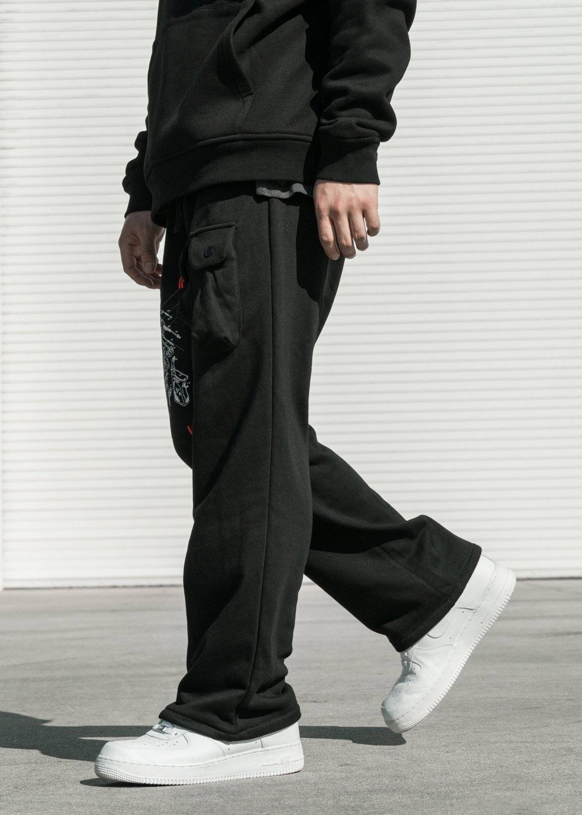 Konus Men's Wide Print Patch French Terry Sweatpants in Black