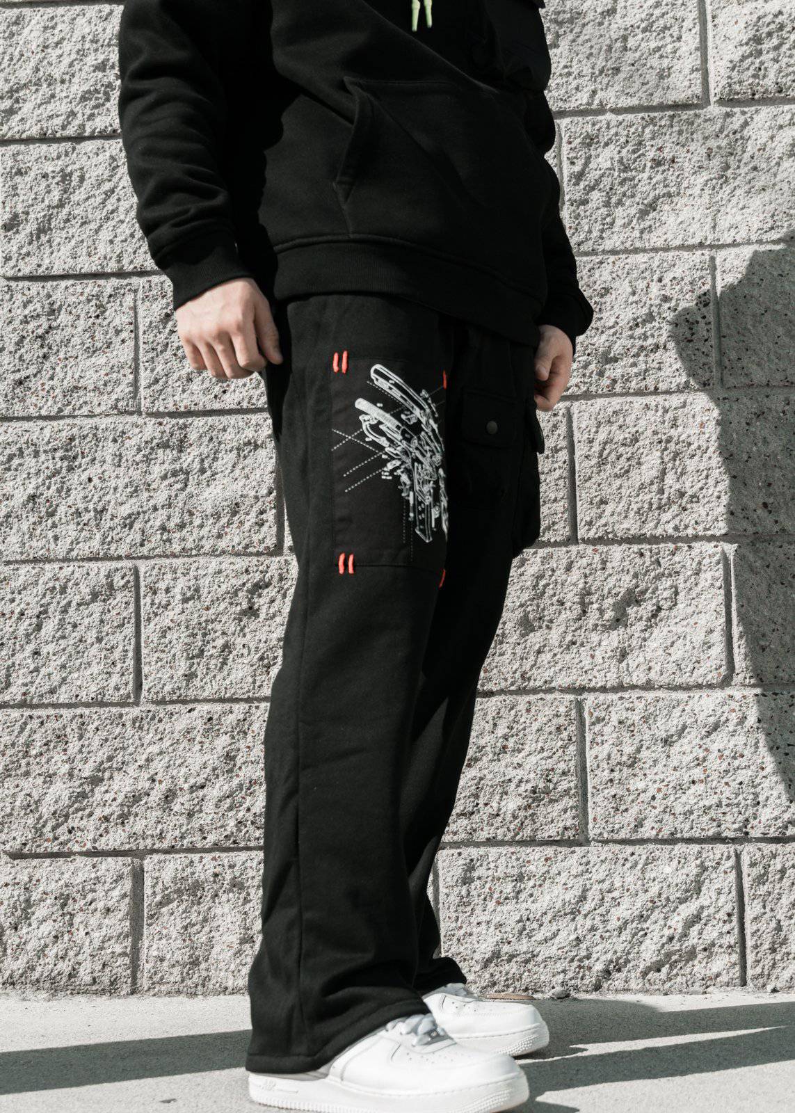 Konus Men's Wide Print Patch French Terry Sweatpants in Black