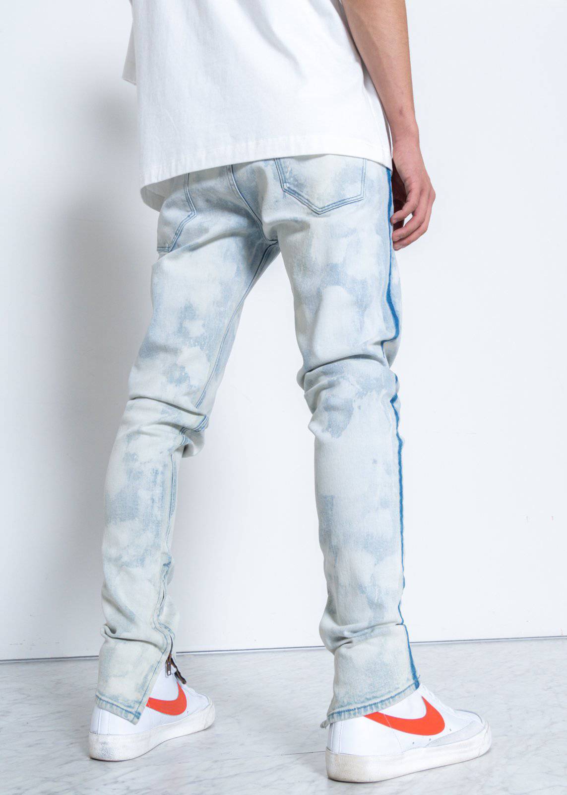 “Pop Up” Cloud Washed Denim