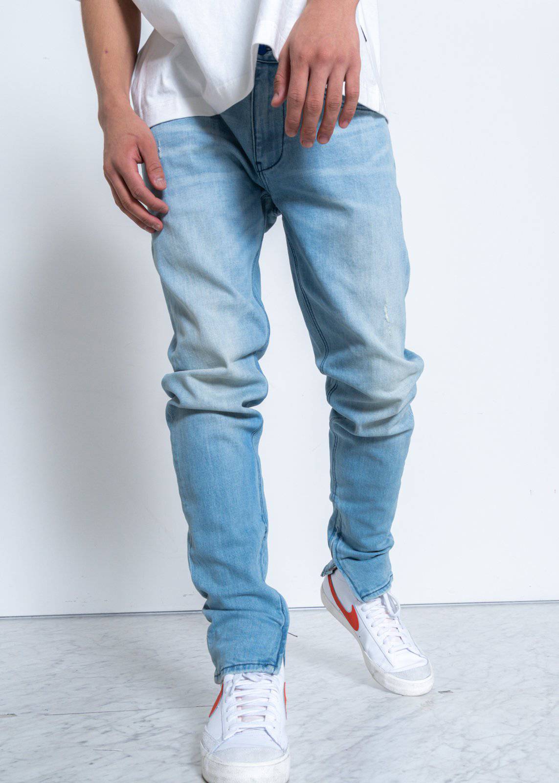 “No Fixin” Me” Light Washed Denim