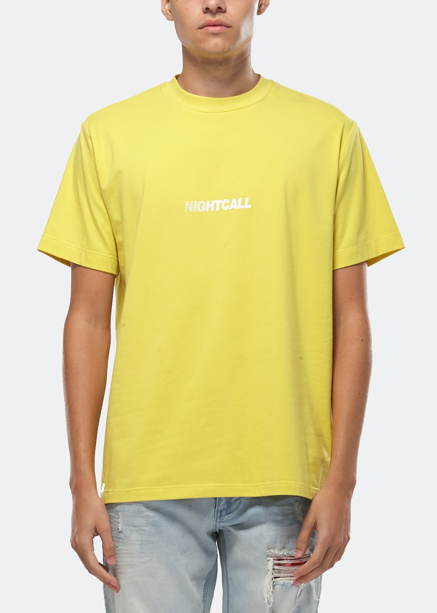 Konus Men's Graphic Tee in Yellow