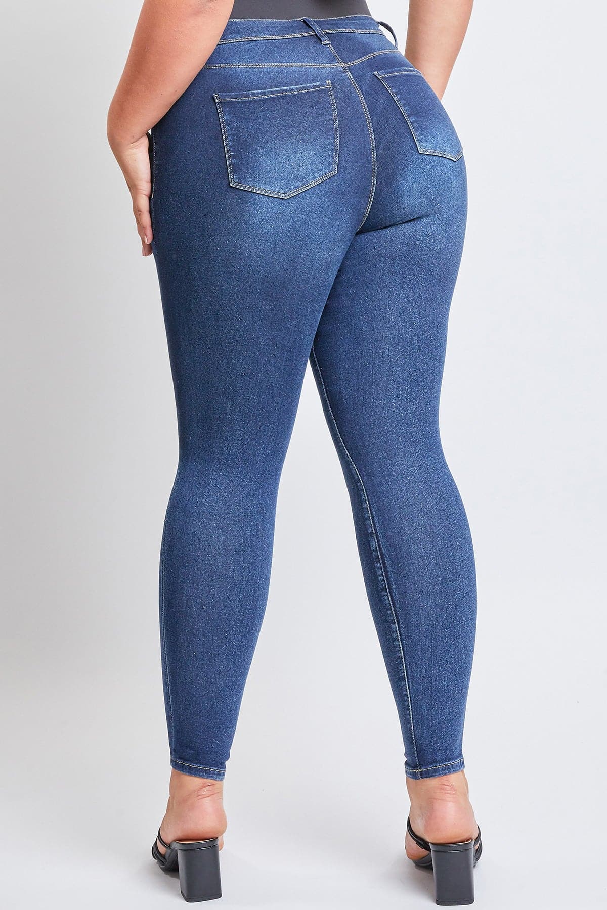 Essential Skinny Jeans