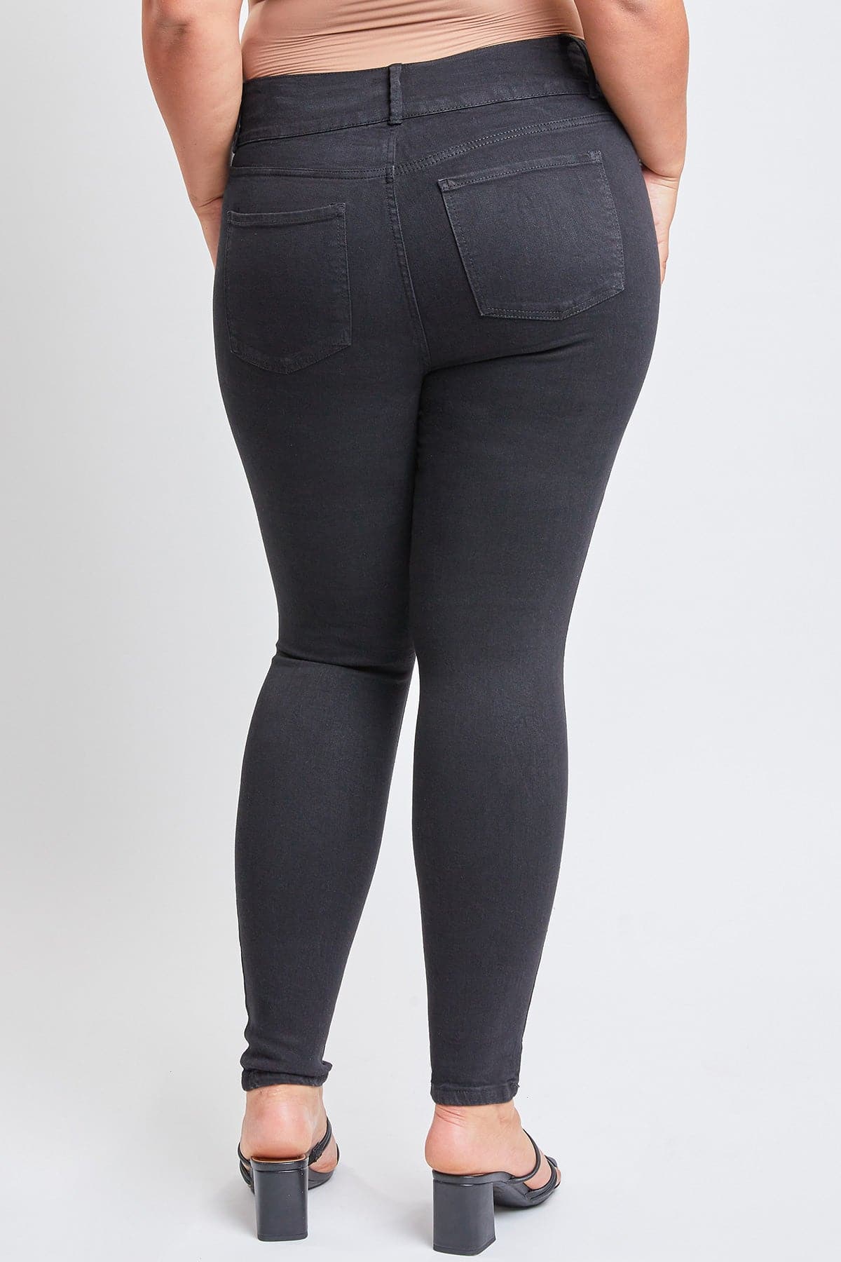 Essential Sustainable Skinny Jeans
