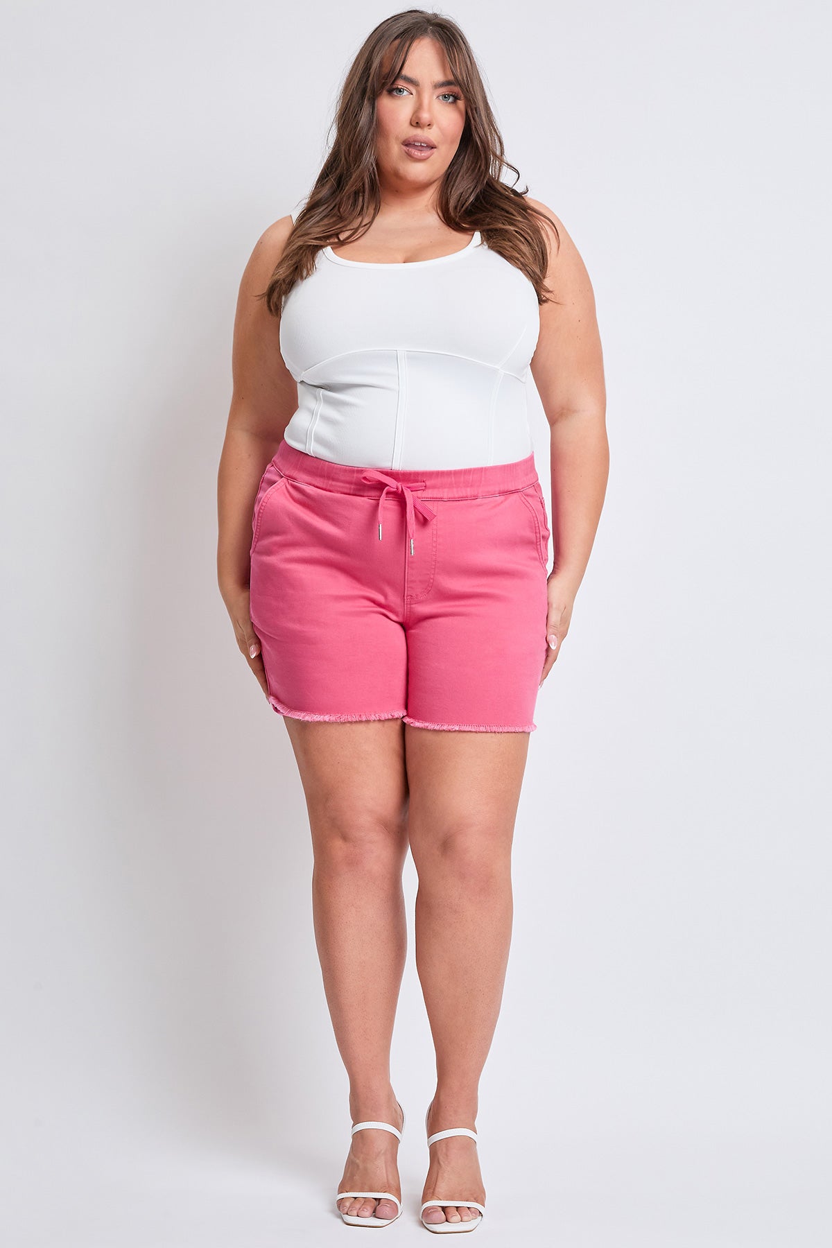 Frayed Hem Pull-on Shorts