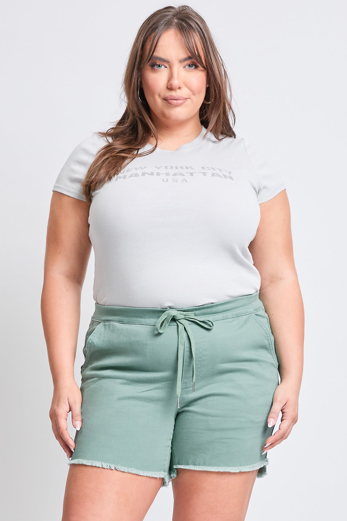 Frayed Hem Pull-on Shorts