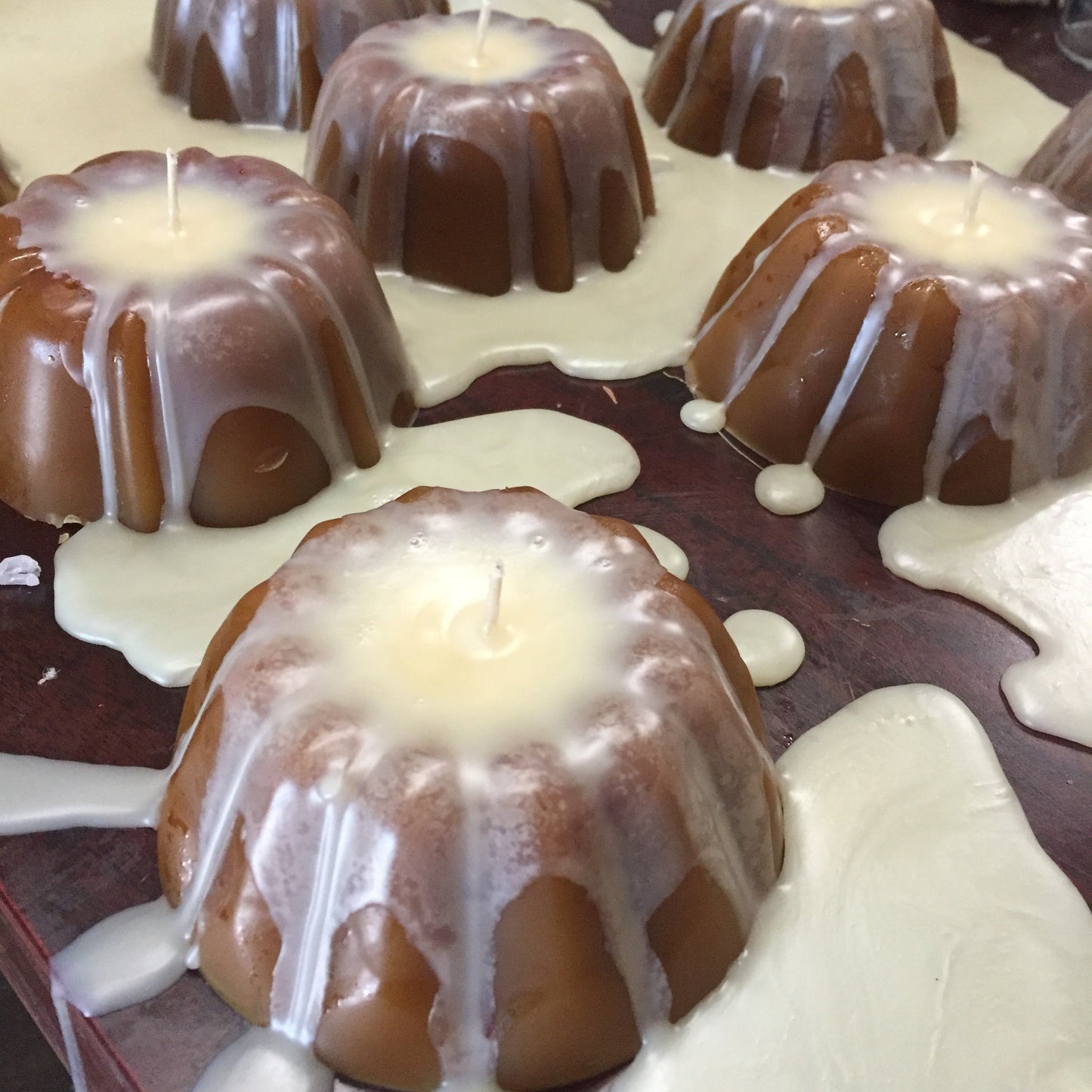Mini Bundt Cake Candle