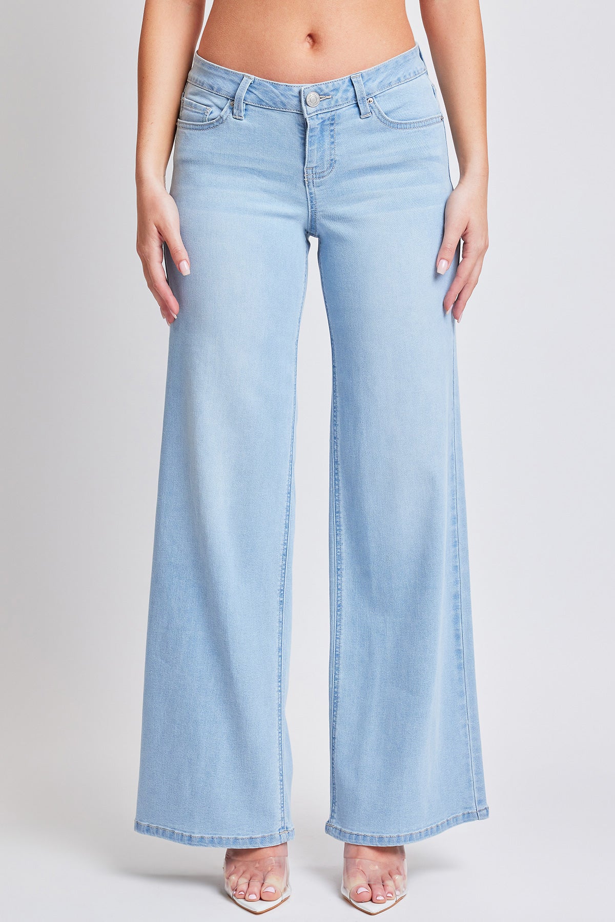 Essential Low Rise Wide Leg Jeans