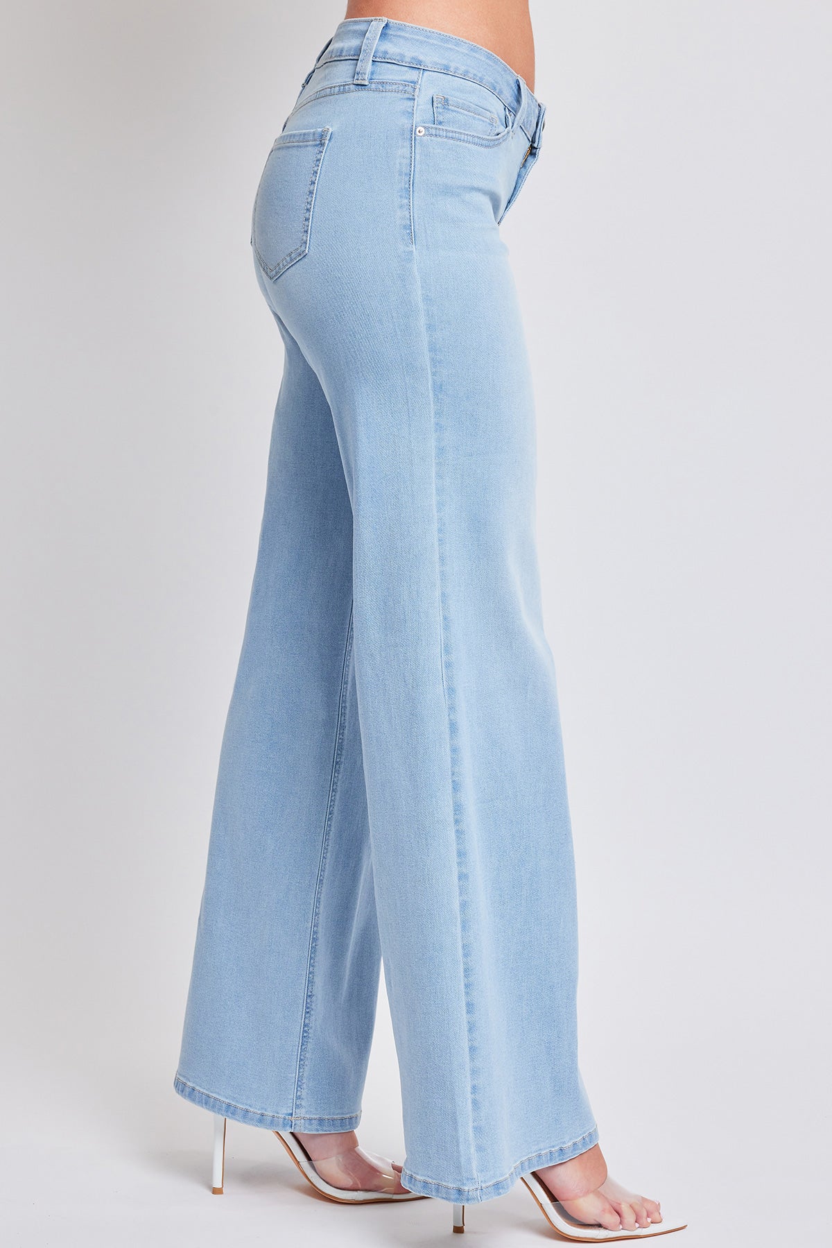 Essential Low Rise Wide Leg Jeans