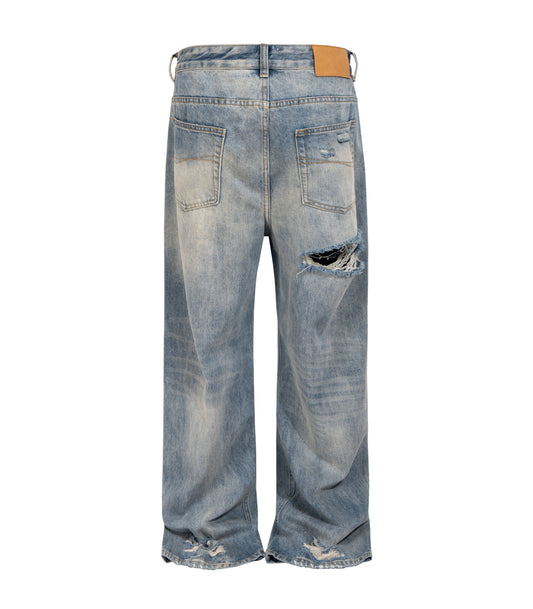 LIGHT WASH DESTROYED DENIM