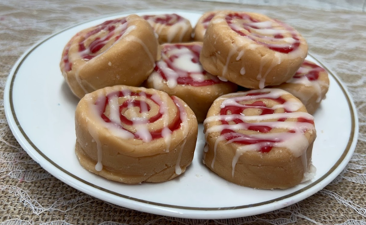 CINNAMON BUNS Wax Melts | Wax Embeds for Candles | Fake Food | 6 oz