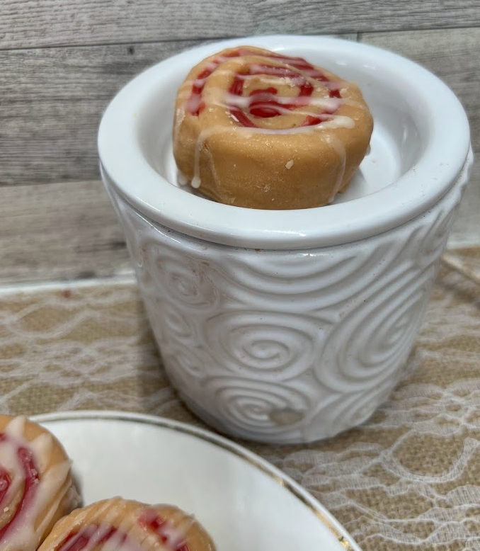 CINNAMON BUNS Wax Melts | Wax Embeds for Candles | Fake Food | 6 oz