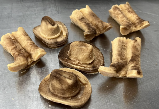 COWBOY COWGIRL BOOTS & HAT wax melts | Suede Embers | 4 oz