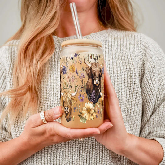 Wildflower Highland Cow With Lid and Straw