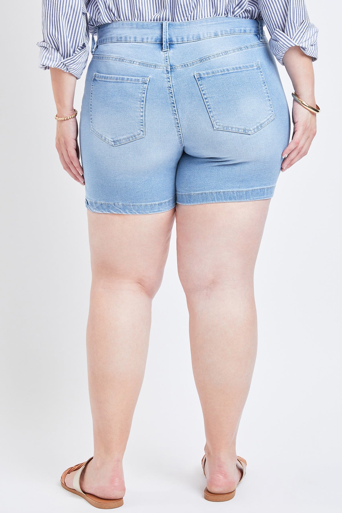 Basic 2-Button Side Slit Hem Shorts