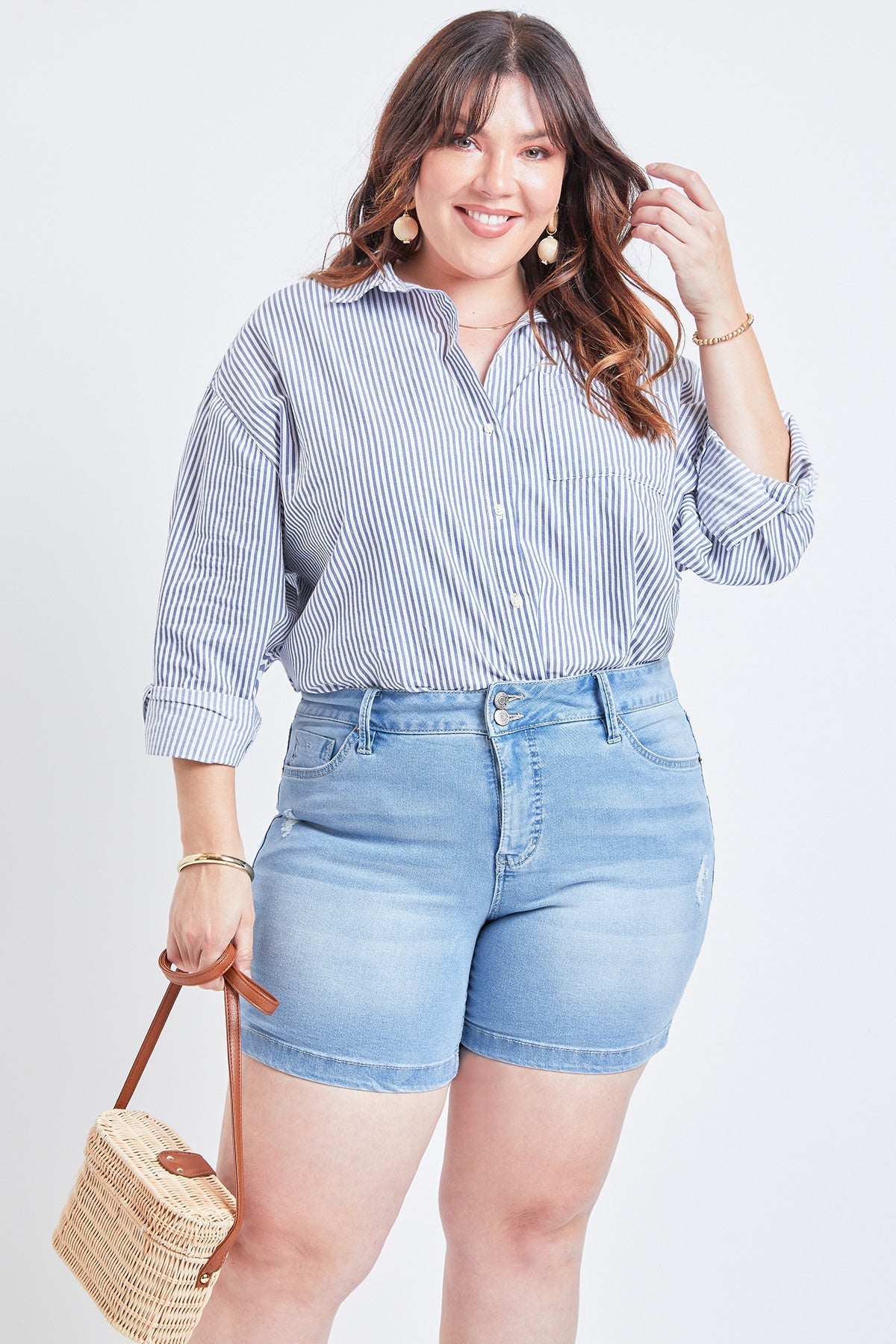 Basic 2-Button Side Slit Hem Shorts