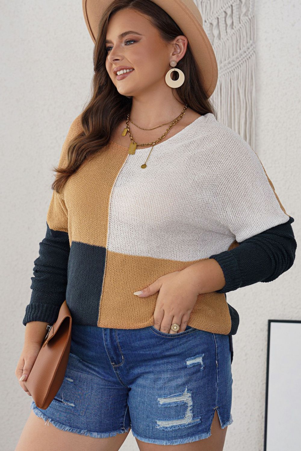 Color Block Round Neck Sweater
