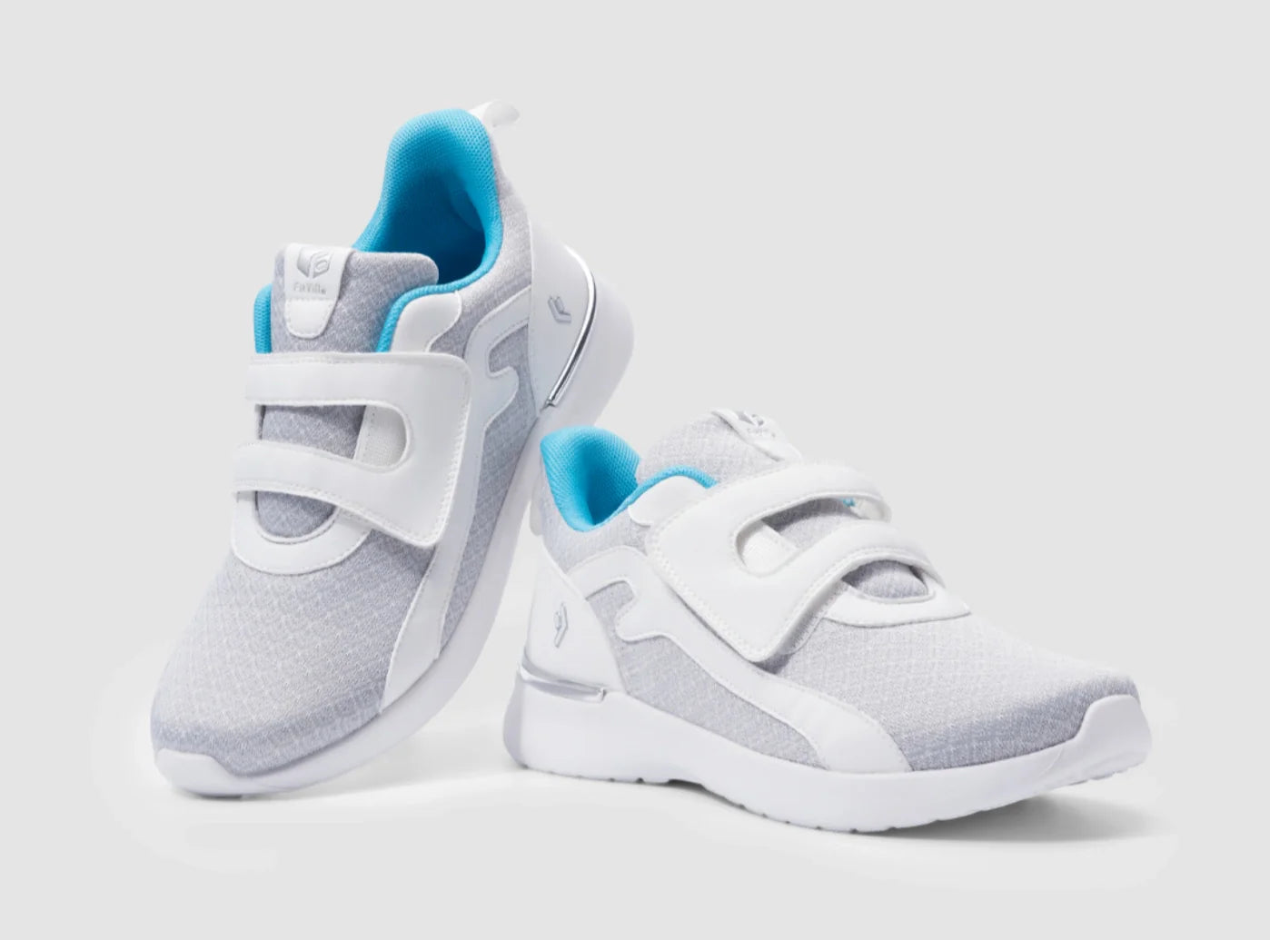 Women's LightStride Walking Shoes V3