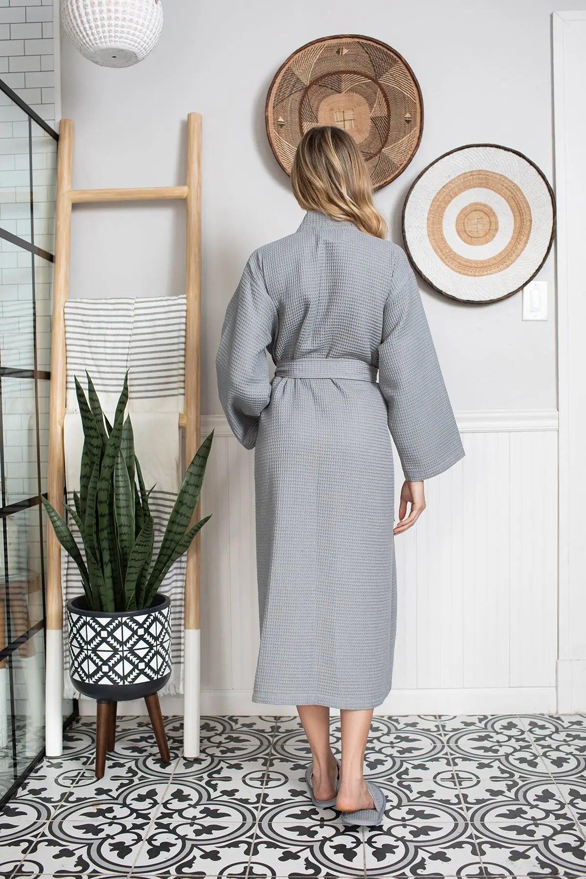 Waffle Robe – Lightweight, Quick-Dry Spa Comfort