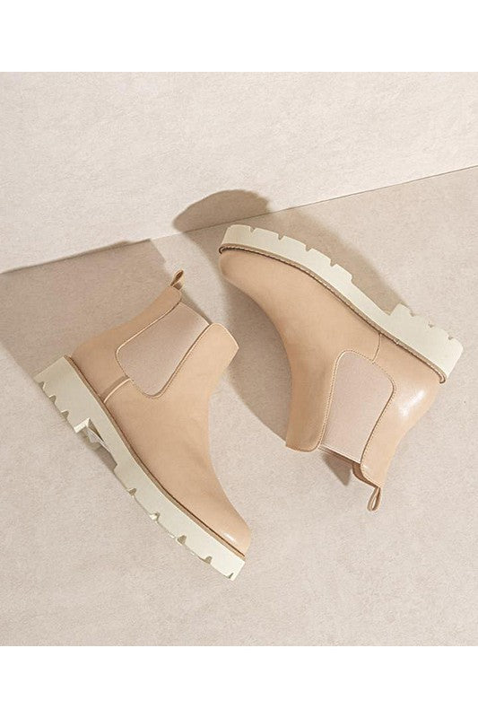 GIANNA CHUNKY SOLE CHESEA BOOT