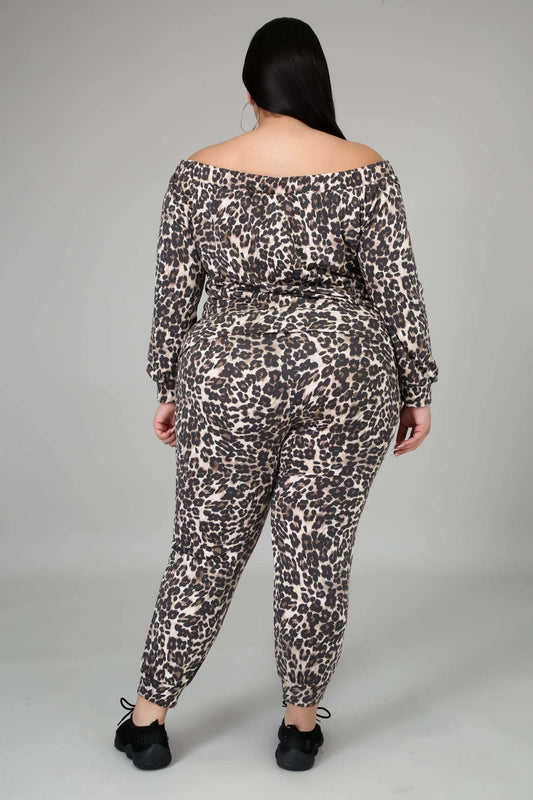 Off The Shoulder Cheetah Print Jogger Set