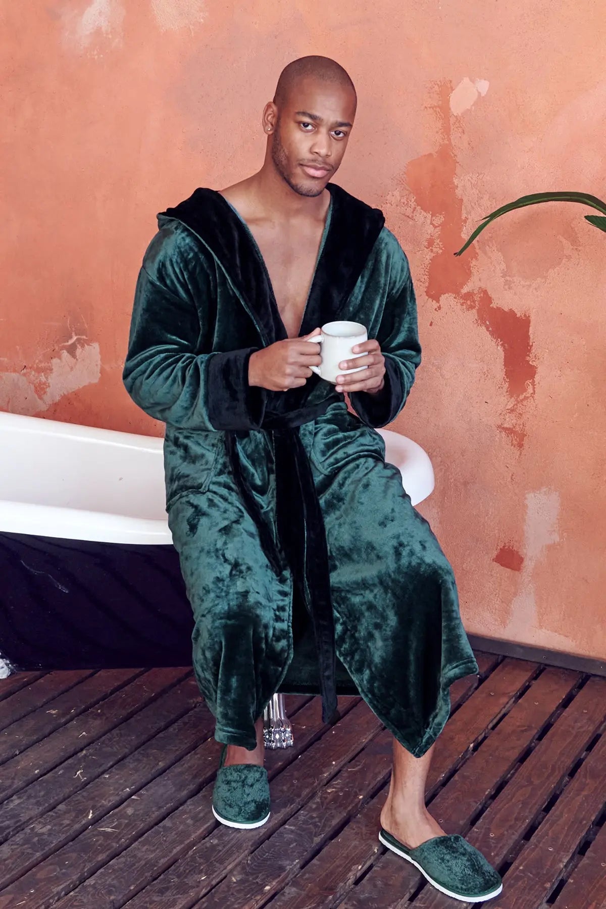 Robe with Hood – Ultra-Soft Plush Comfort for Everyday Use
