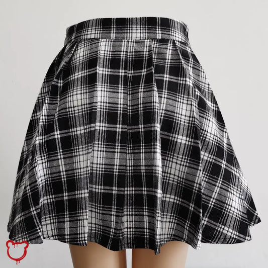 “Versatile Hottie” Pleated Skirt