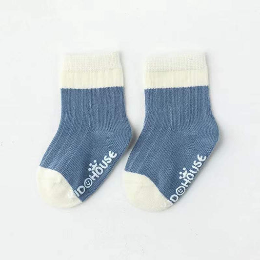 Two Colors Contrast Boneless Bottom Dispensing Socks
