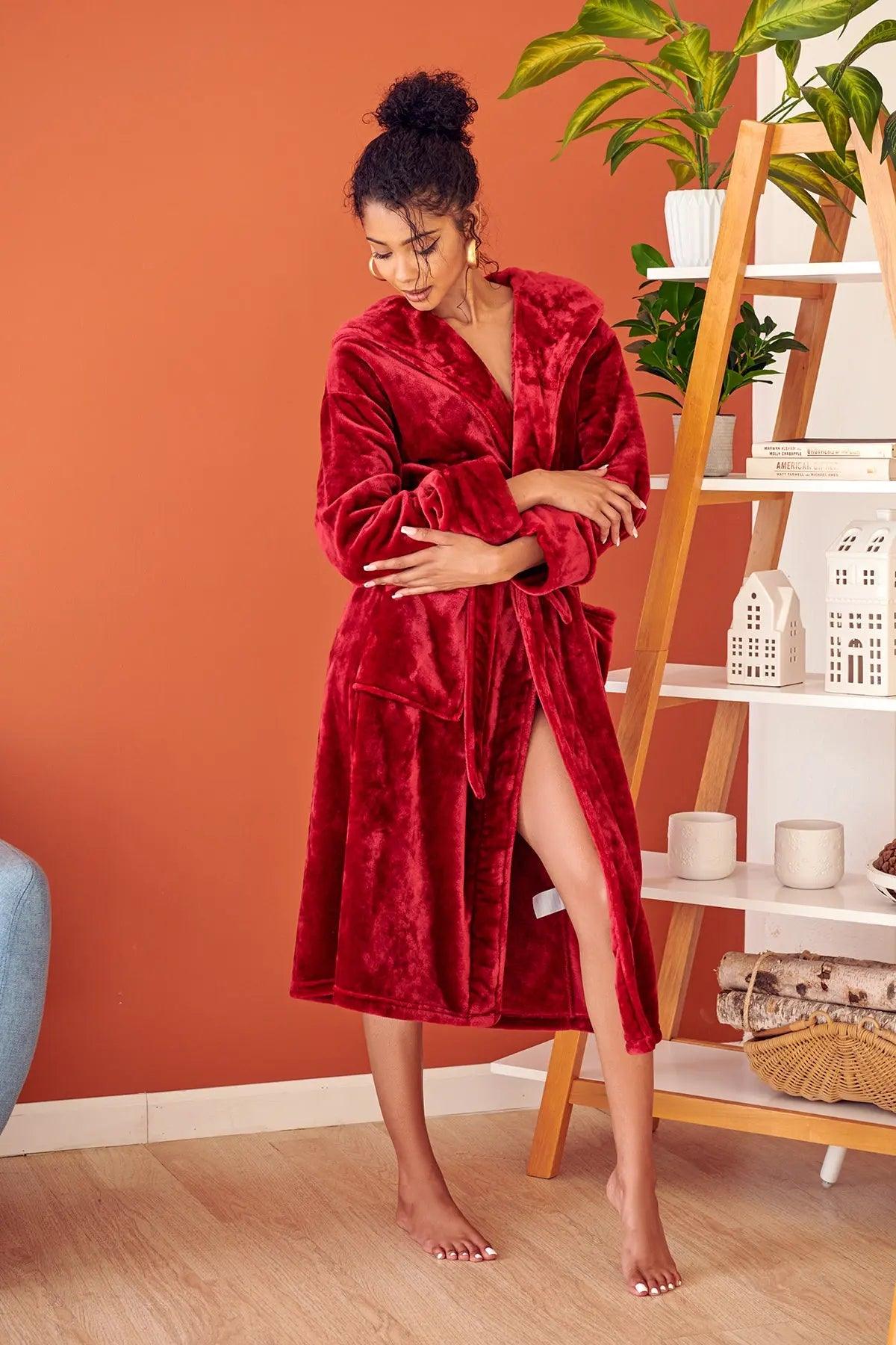 Plush Hooded Robe - Spa-Worthy Comfort at Home