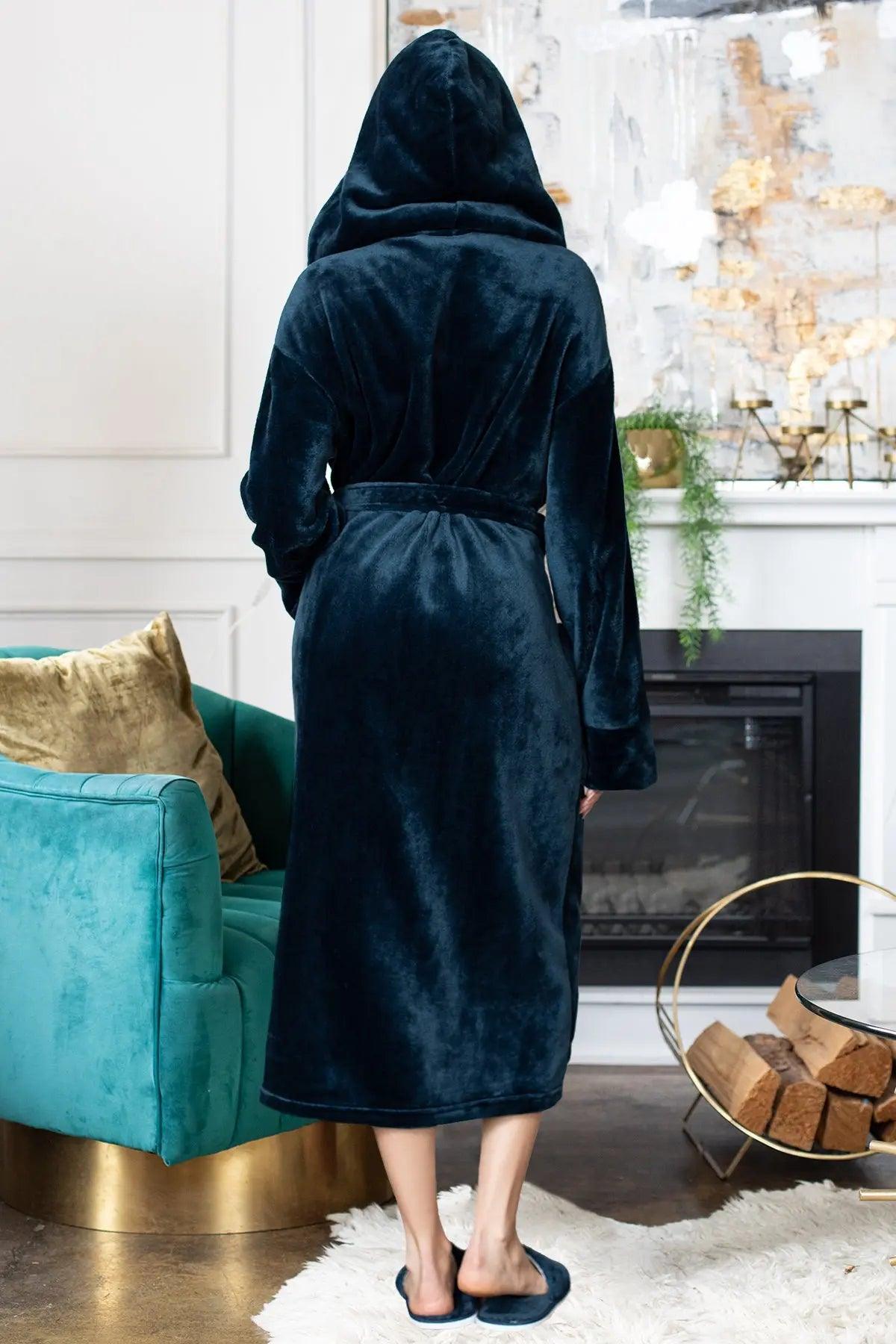 Plush Hooded Robe - Spa-Worthy Comfort at Home