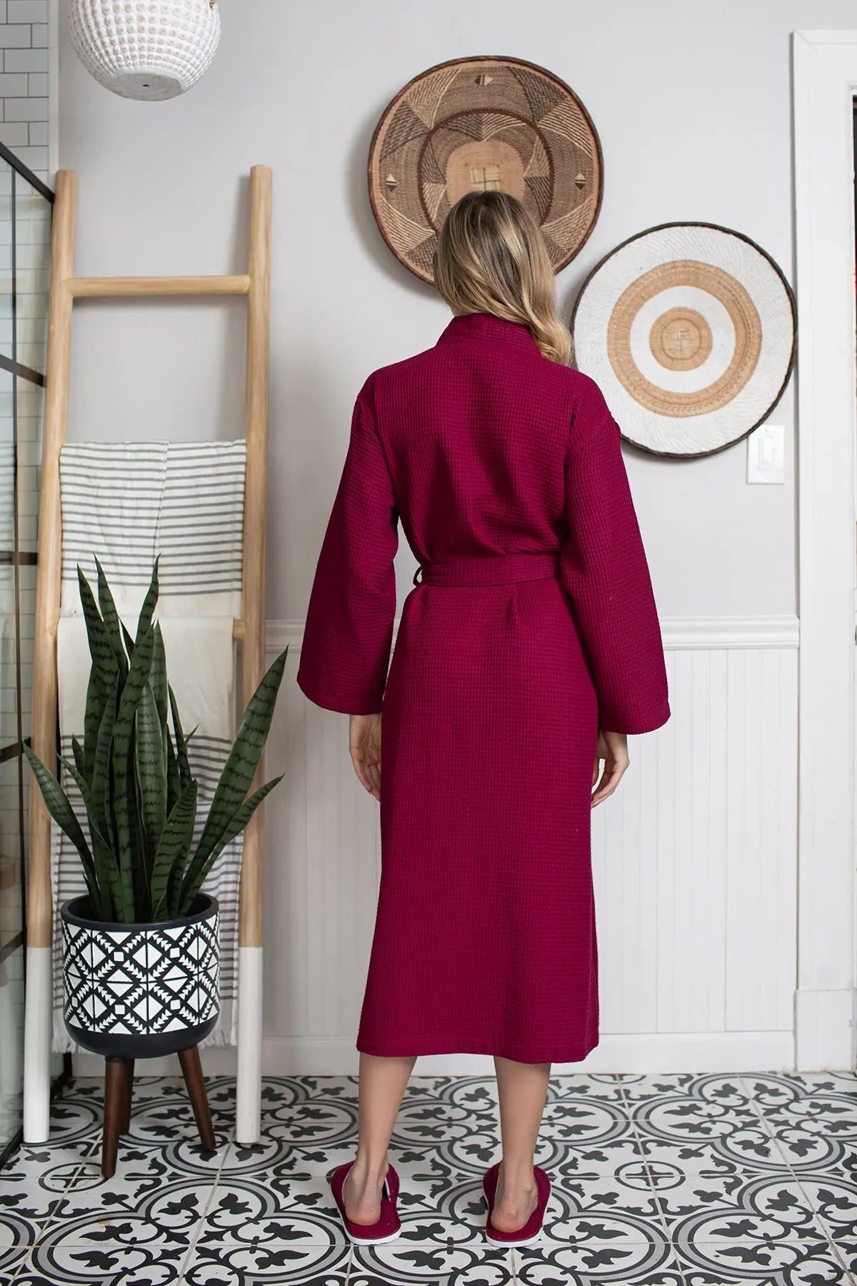 Waffle Robe – Lightweight, Quick-Dry Spa Comfort