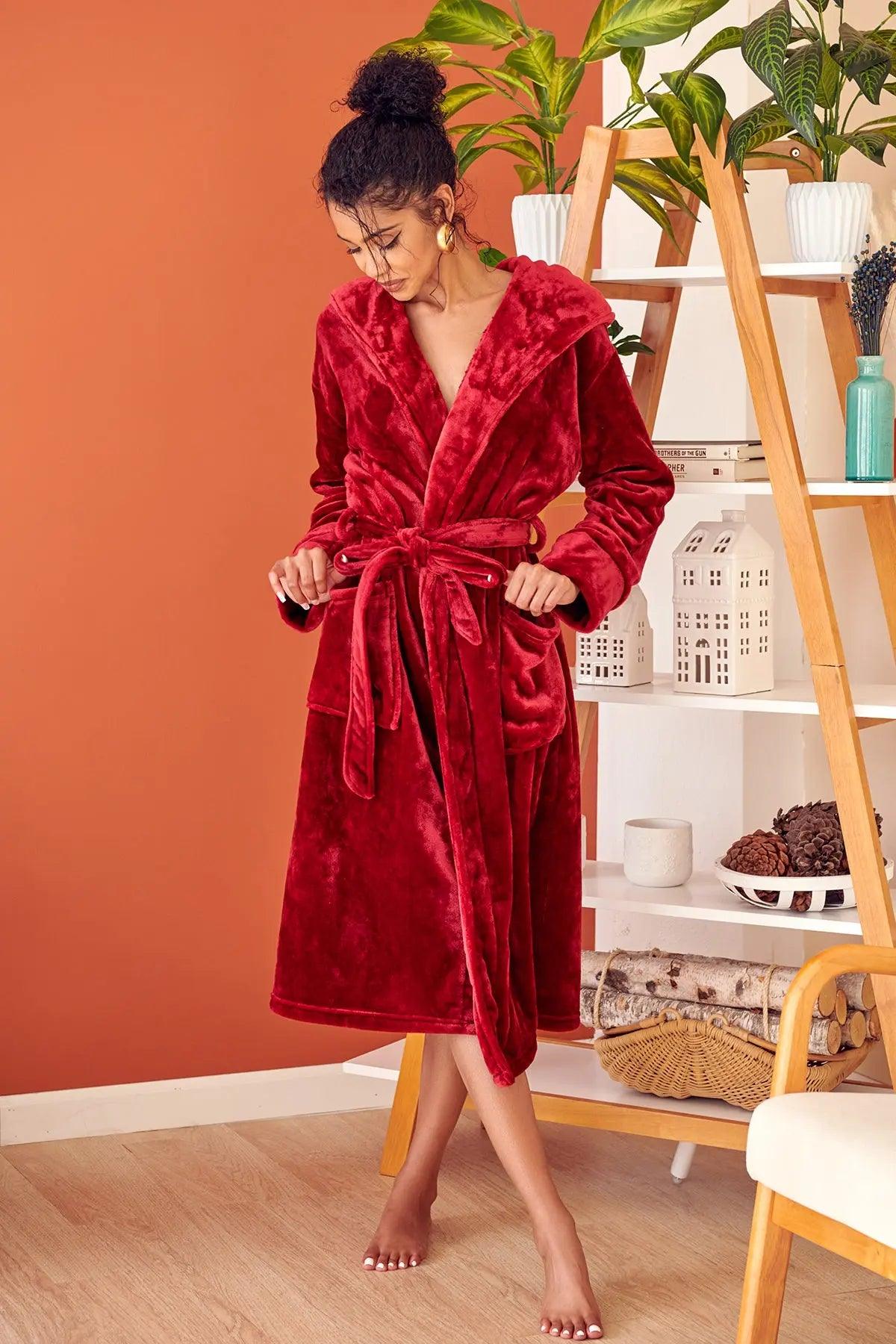 Plush Hooded Robe - Spa-Worthy Comfort at Home
