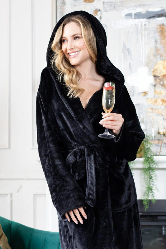 Plush Hooded Robe - Spa-Worthy Comfort at Home