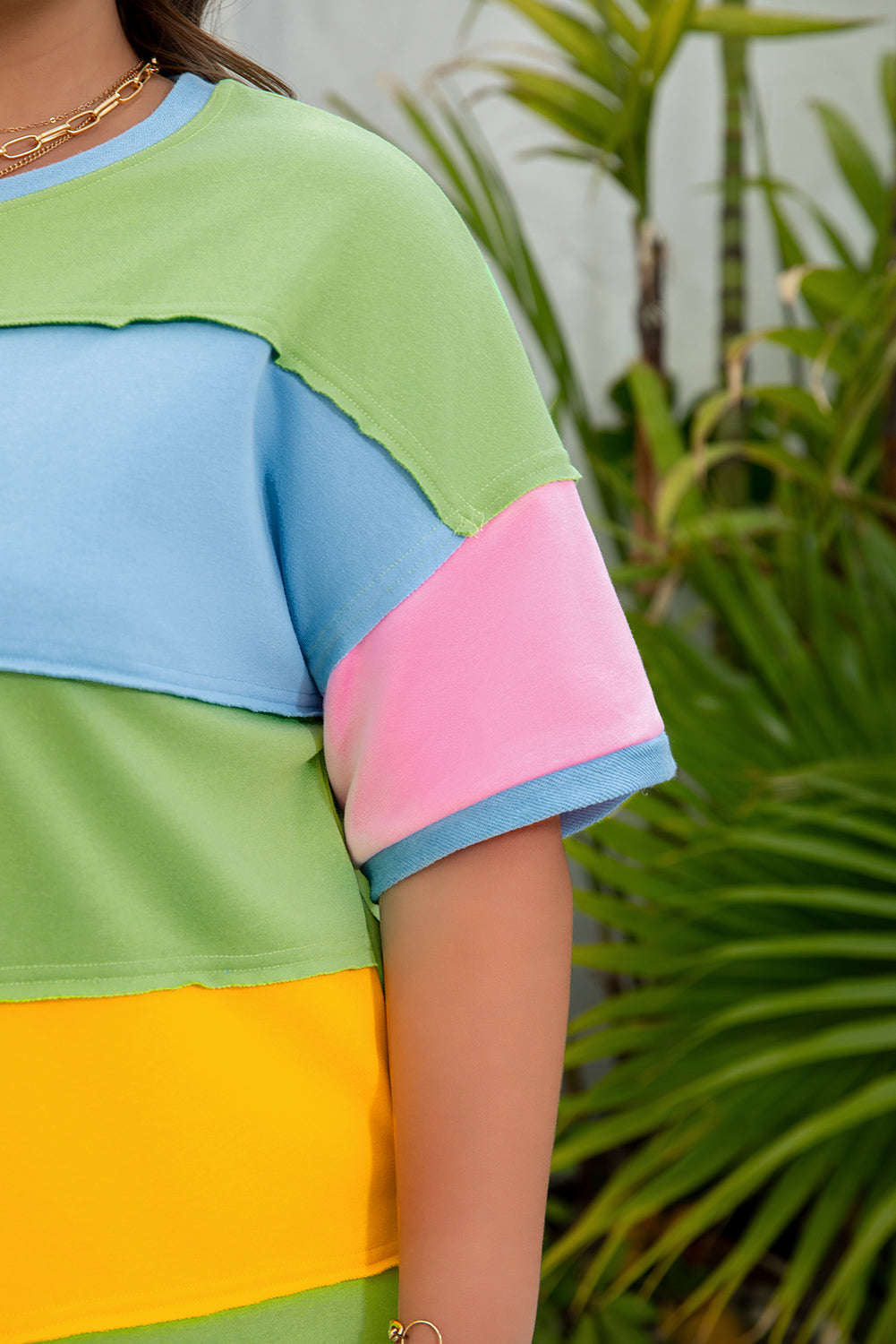 Light Blue Color Block Exposed Seam Patchwork T Shirt