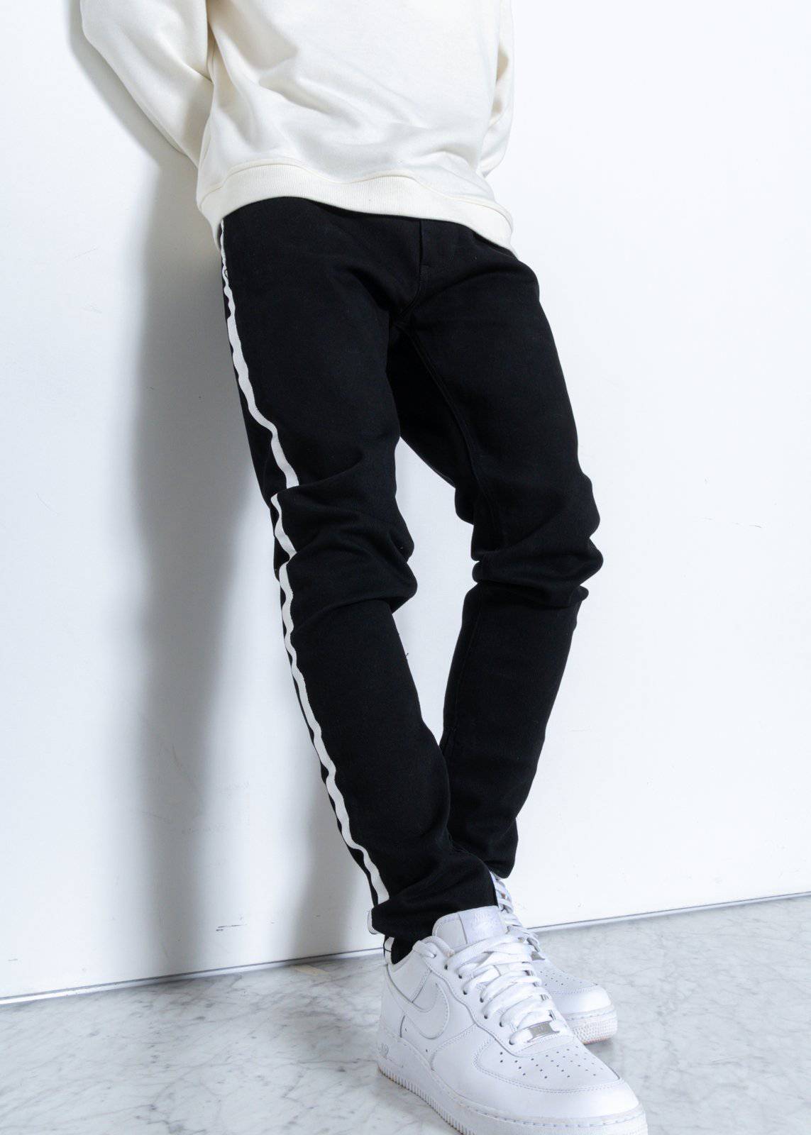 “Side Eye” Pants