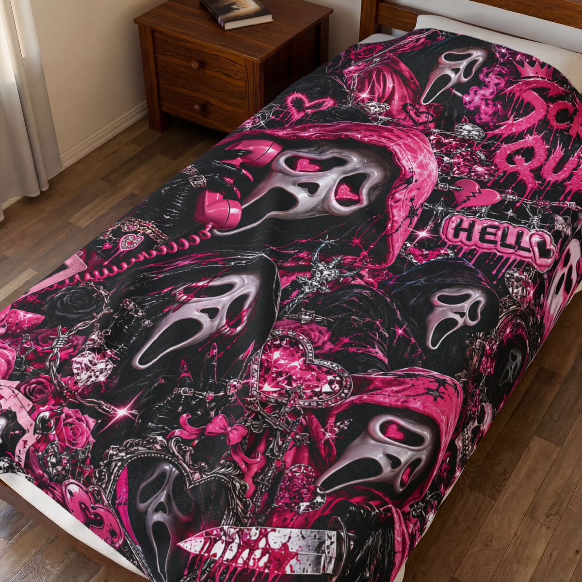 Scream Queen Velveteen Plush Blanket