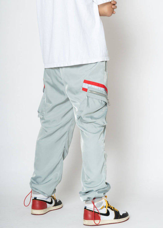Konus Men's Reflective Tape Utility Cargo Pants in Green