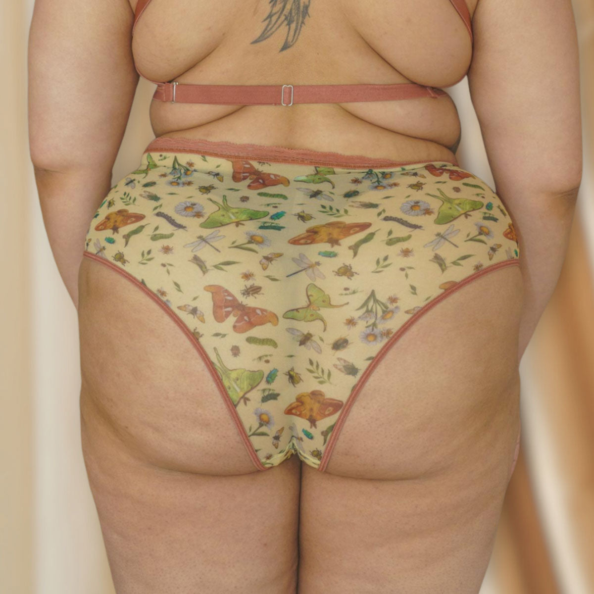 Bugs High Waist Undies L/XL