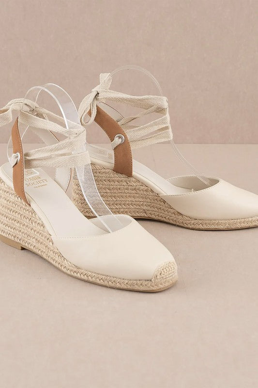ALONDRA LACE UP WEDGE