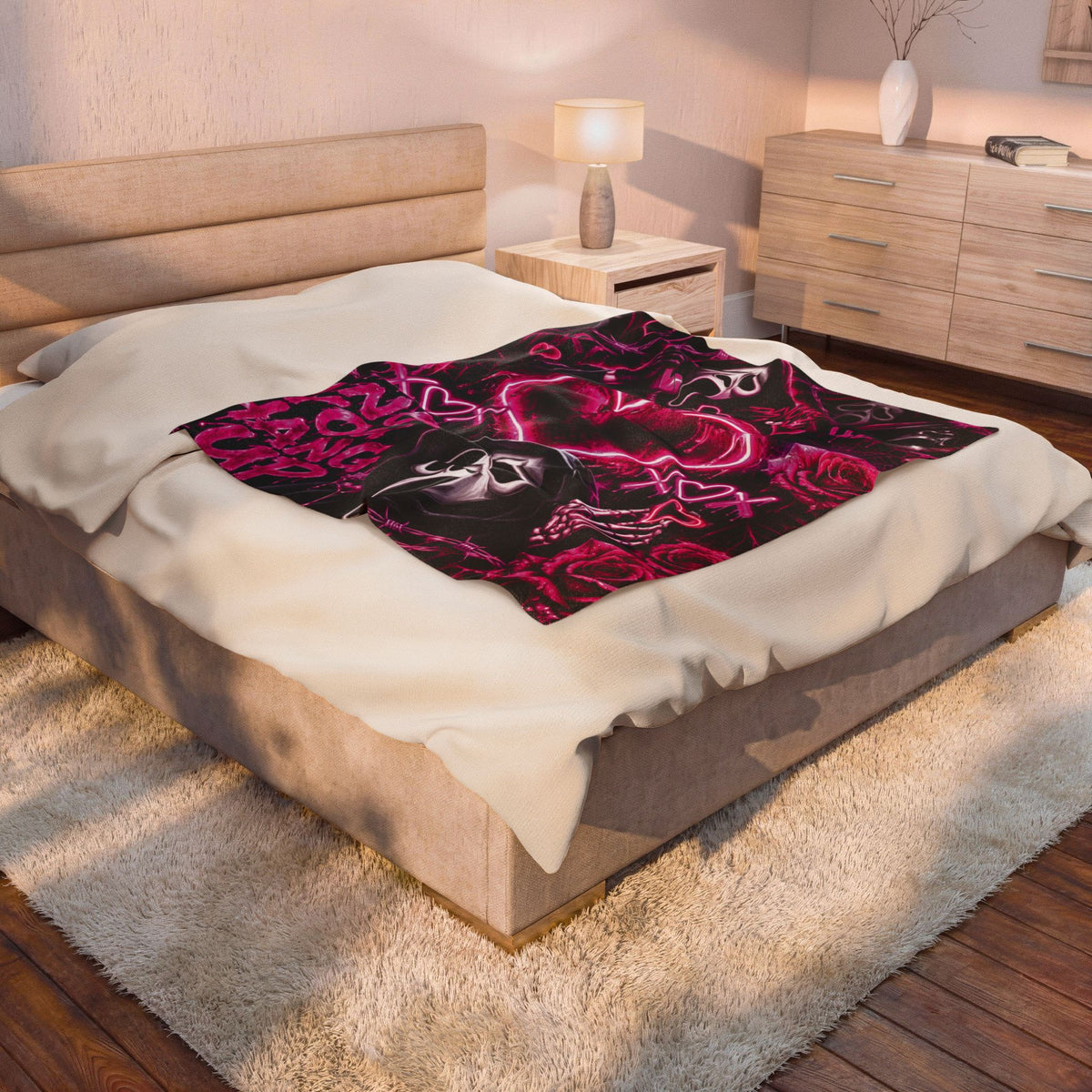 Scream No You Hang Up Pink Heart Velveteen Plush Blanket
