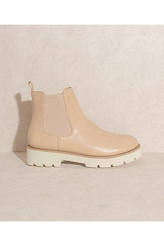 GIANNA CHUNKY SOLE CHESEA BOOT