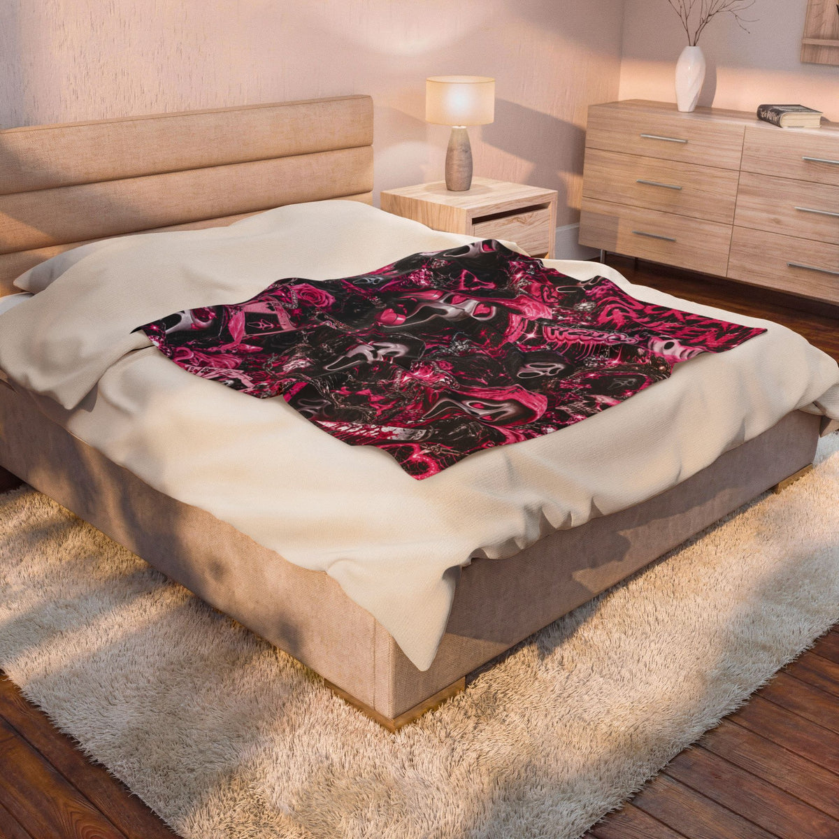 Scream Queen Velveteen Plush Blanket