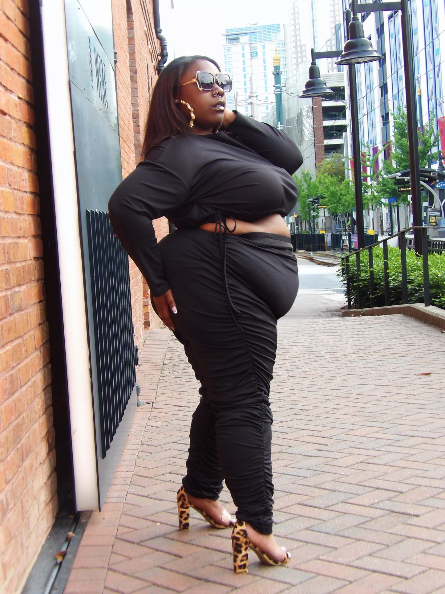 “Constance” Black Leggings Sets