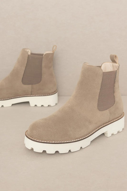 GIANNA CHUNKY SOLE CHESEA BOOT
