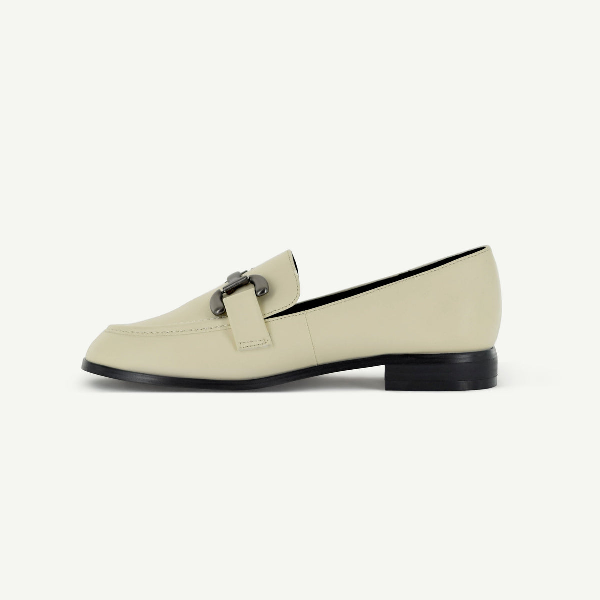 GEORGINA: CLASSIC LOAFER - ECRU