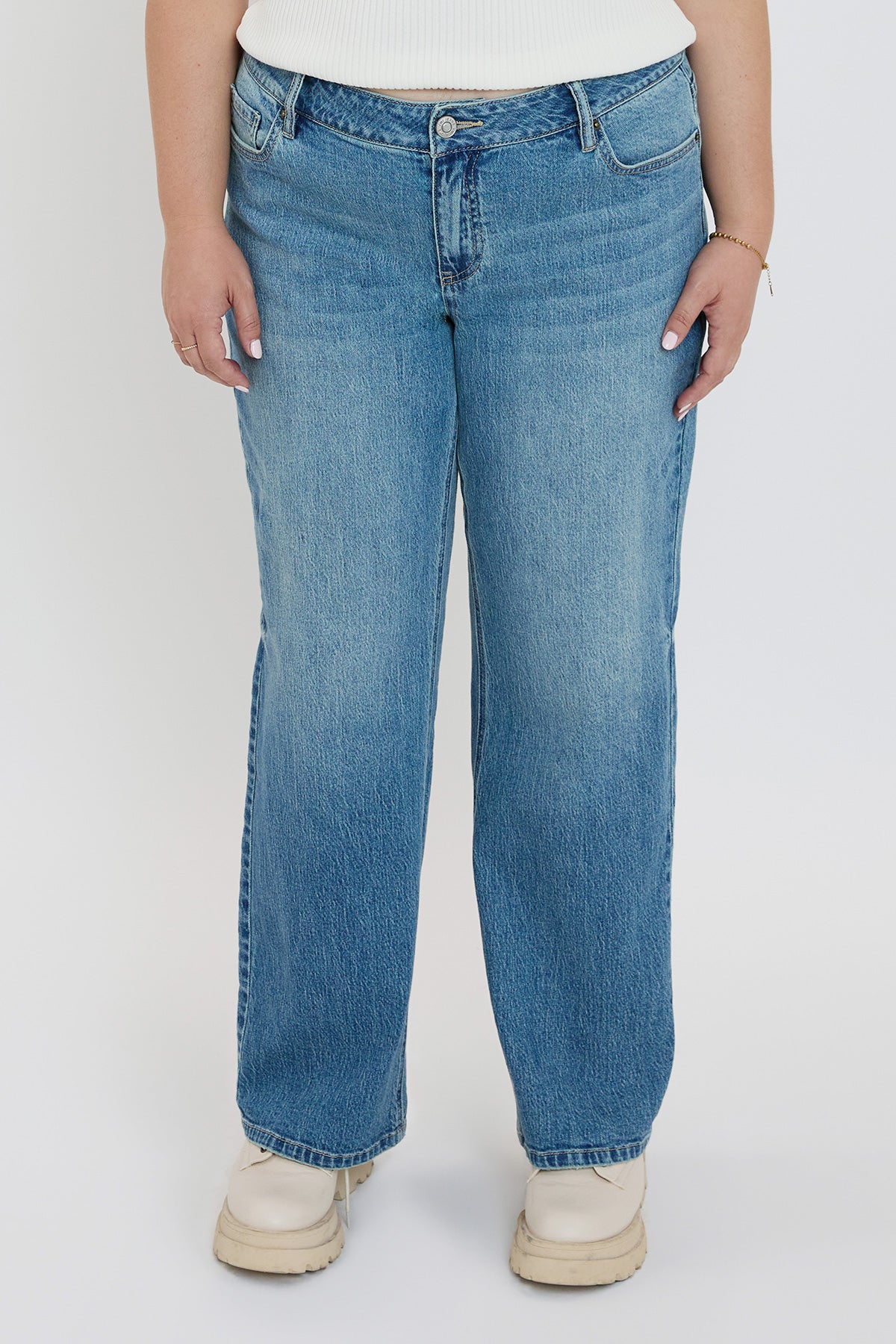 Britney Low Rise Wide Leg Jeans