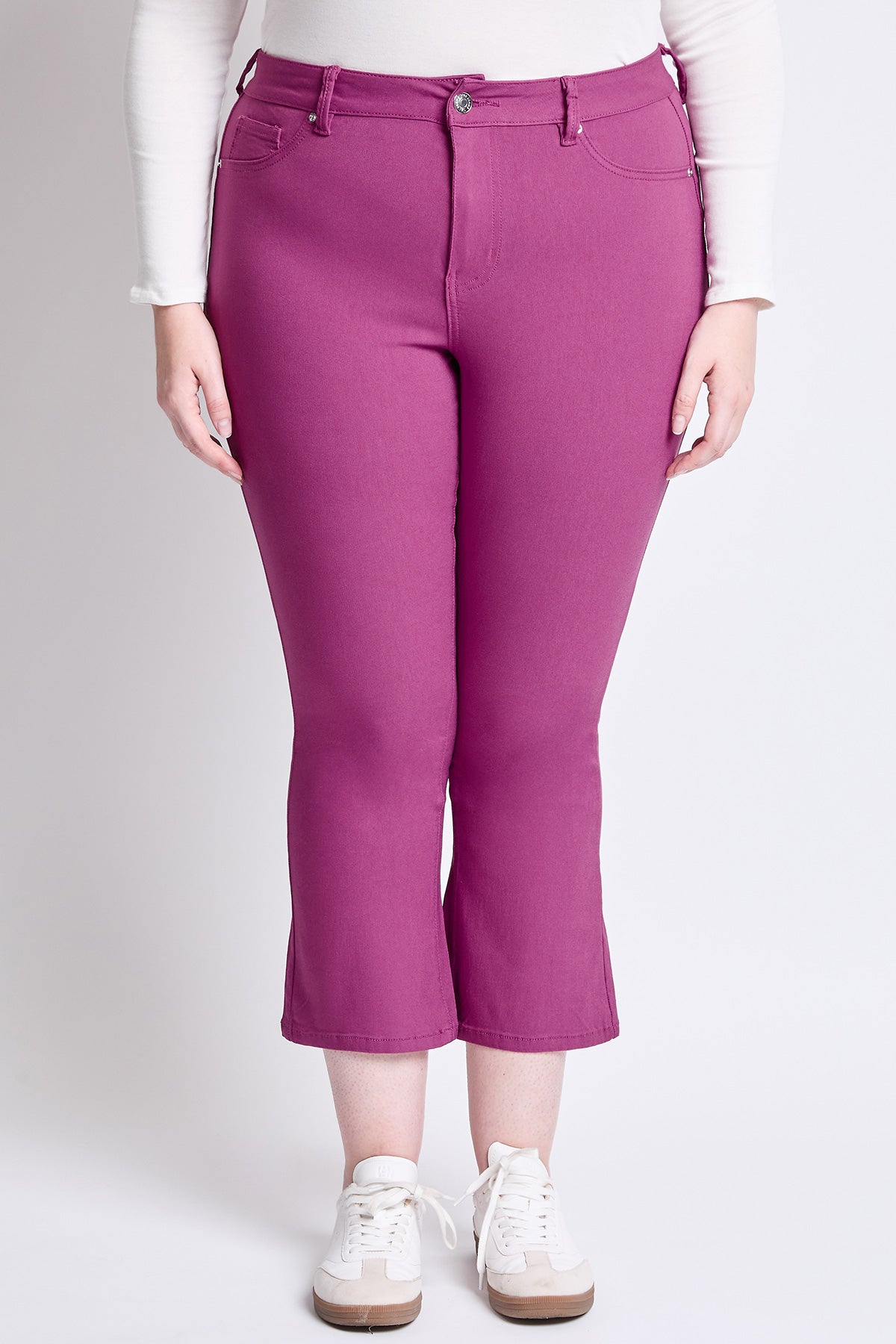 Hyperstretch Cropped Kick Flare Pants
