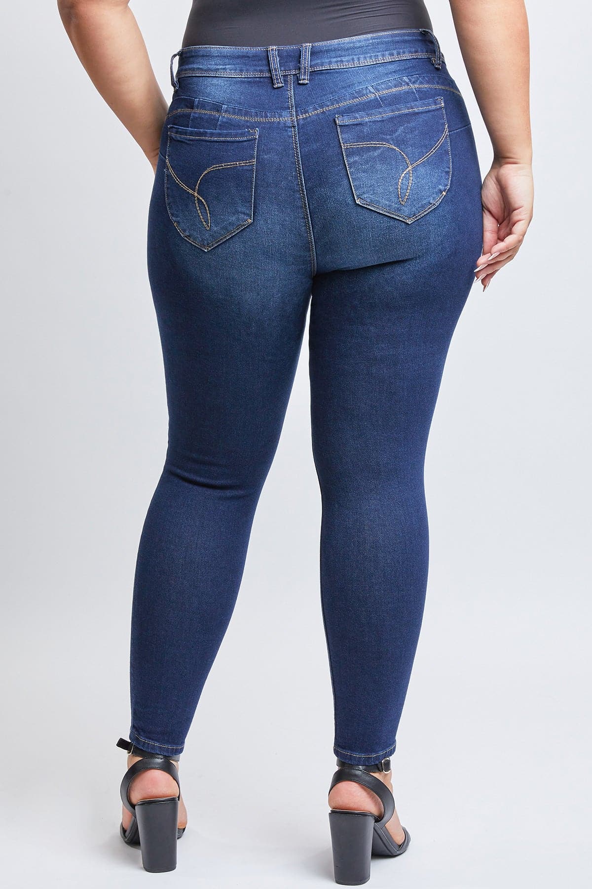 Sustainable WannaBettaButt Skinny Jeans